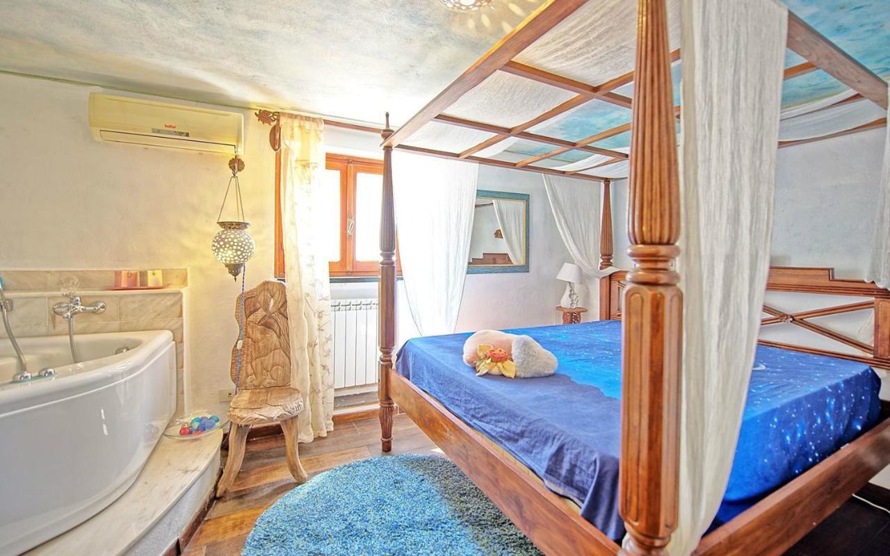 Hotel La casa fra gli ulivi Montemarcello Esterno foto